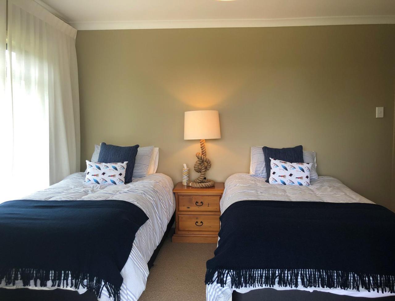 Kinloch Lakeview Lodge - Taupo Exterior foto