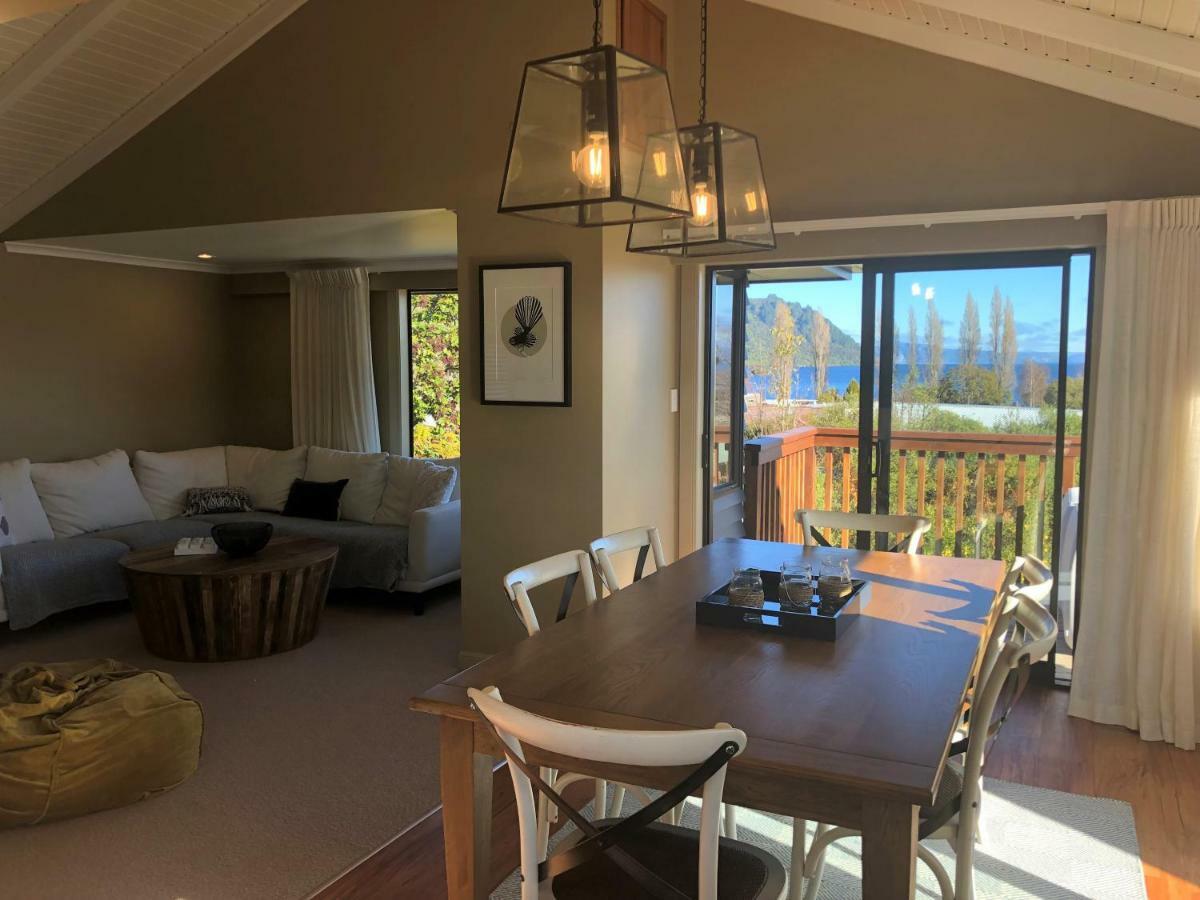 Kinloch Lakeview Lodge - Taupo Exterior foto