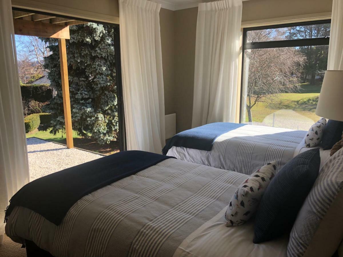 Kinloch Lakeview Lodge - Taupo Exterior foto
